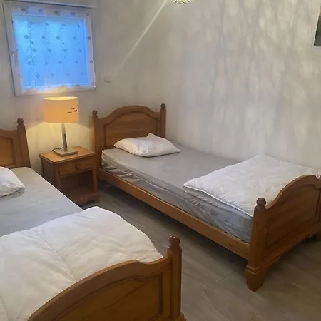 With 2 Bedrooms *