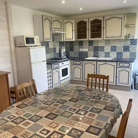Casa de Férias With 2 Bedrooms *